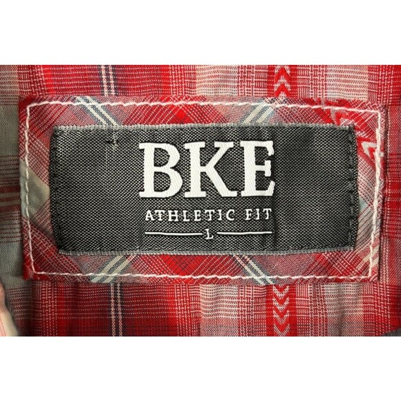 BKE Men's Large Pearl Snap Red Plaid Long Sleeve Casual Shirt Athletic Fit - Picture 3 of 11
